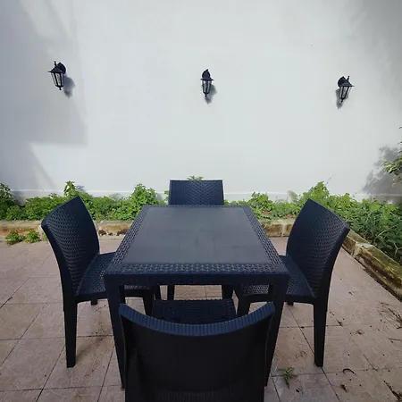 Apartment Stunning With Garden Sliema