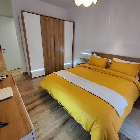 Apartman Stunning With Garden
